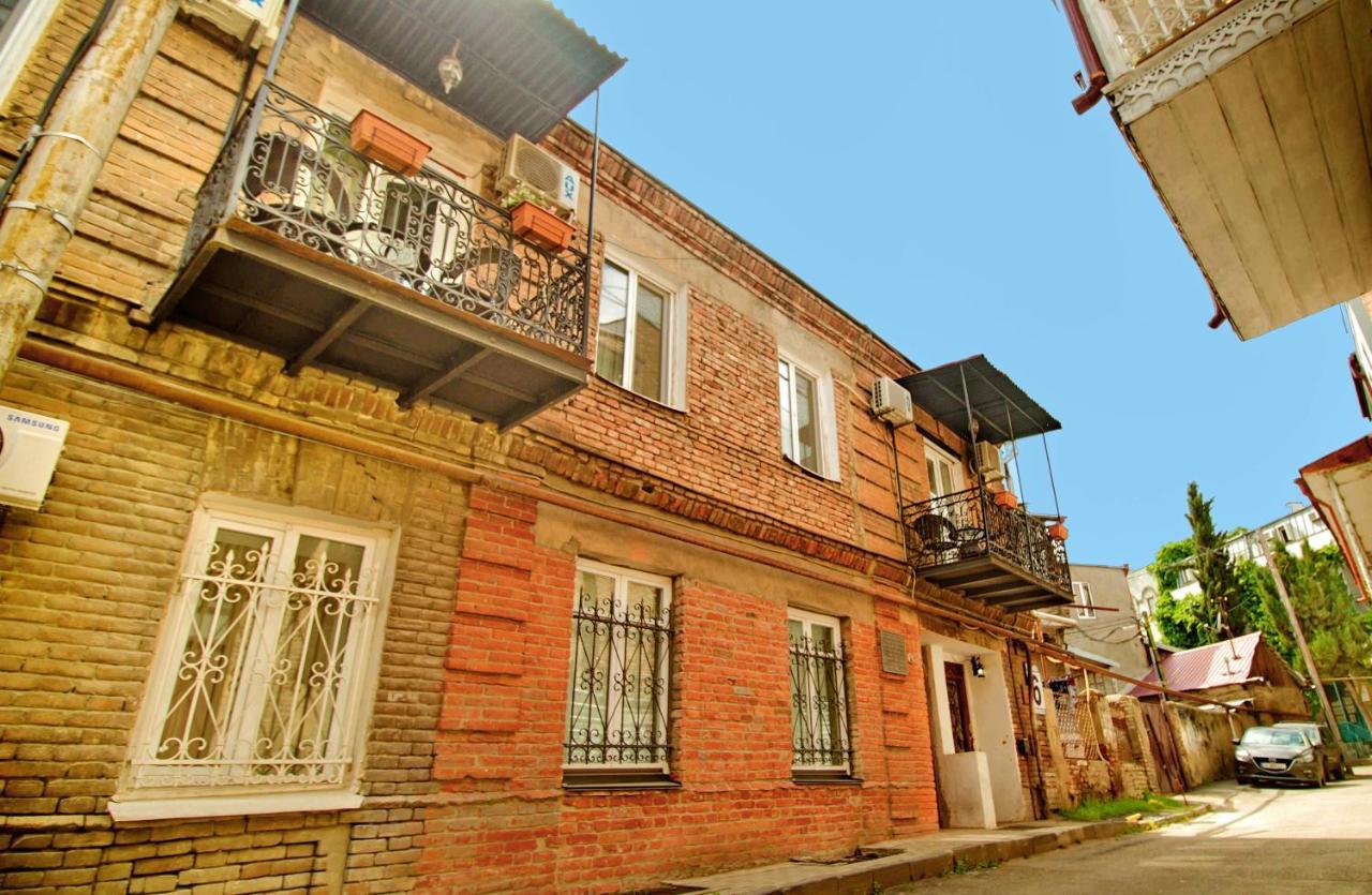 ホテル Old Tbilisi Gate エクステリア 写真